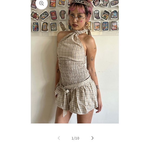 Blondita Plaid Halter Top - Picture 2 of 4